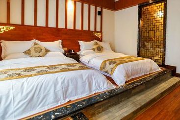 هتل Yangshuo Longting