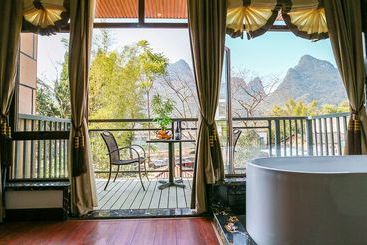 هتل Yangshuo Longting