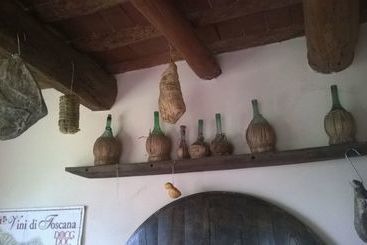 هتل Agriturismo Il Cavallone