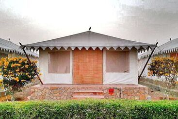 فندق The Mama S Resort & Camp