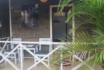 Boatys Beach Cottages