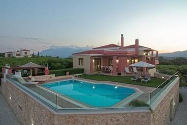 관광객 아파트 Cretan Vineyard Hill Villa Private Pool, Panoramic View, Beautiful Vineyard
