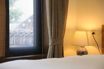 تختخواب و صبحانه Gerhouse