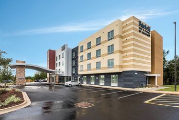 فندق Fairfield Inn & Suites By Marriott Crestview