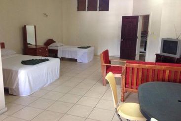 هتل Nia Mall Apartments