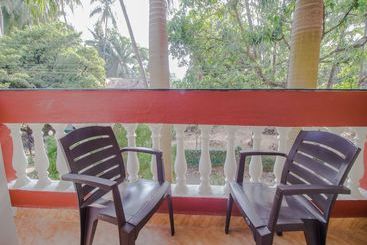 هتل Oyo Flagship 13853 Shruti Resort Calangute