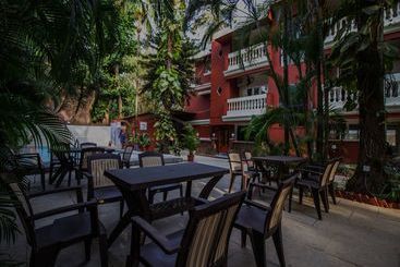 هتل Oyo Flagship 13853 Shruti Resort Calangute