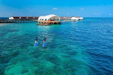 Hotel The Westin Maldives Miriandhoo Resort