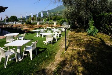 هتل Colors Hostel