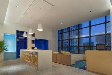هتل Holiday Inn Express   Qingdao West Coast, An Ihg