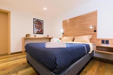 هتل Tas D Viaje Suites   Hostel Boutique