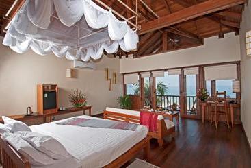 هتل The Residence