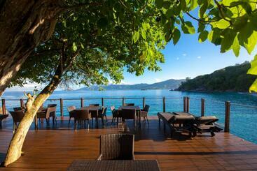 شاليه Anse Soleil Beachcomber Hotel And Self Catering