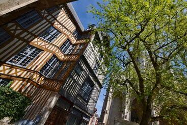 ホテル Holiday Inn Express   Rouen Centre   Rive Gauche, An Ihg