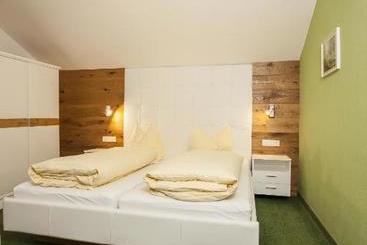 Pension Alpina Neustift