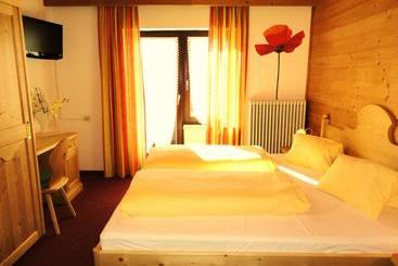 پانسیون Alpenhof Schwaiger   Hotel Garni