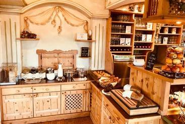 پانسیون Alpenhof Schwaiger   Hotel Garni