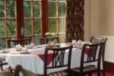 پانسیون Bridge Guest House