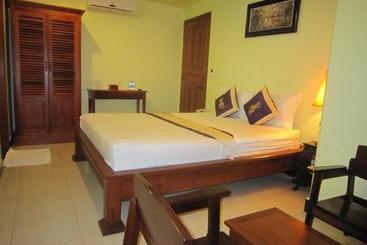 پانسیون Star Wood Inn