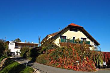 پانسیون Weingut Winzerzimmer Toso