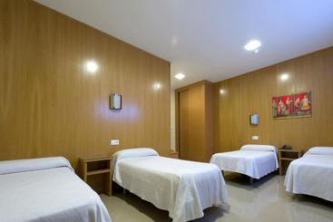 پانسیون Hostal Acueducto Los Milagros