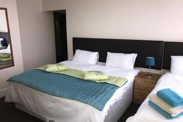 پانسیون Acorn Lodge Guest House