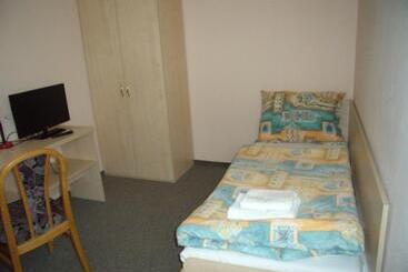 ペンション Penzion Iris