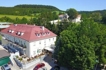 Пансион Mayerling Adults Only
