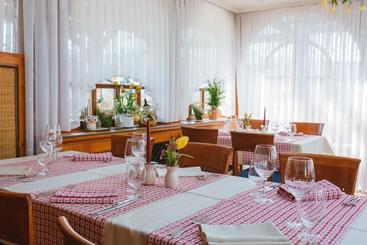 پانسیون Guesthouse Tulipan