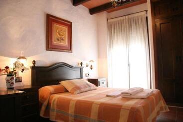 Pension Hostal Torre De Guzmán