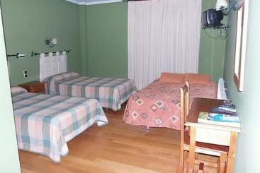 پانسیون Hostal Restaurante San Antolín