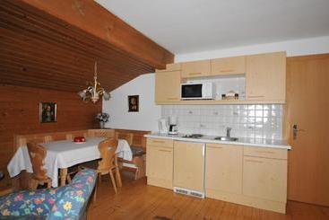 Frühstückspension & Appartements Eugenie