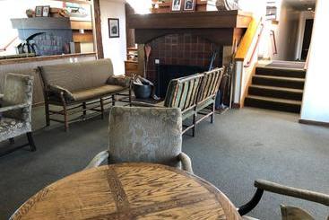 هاستل Mountain Home Inn