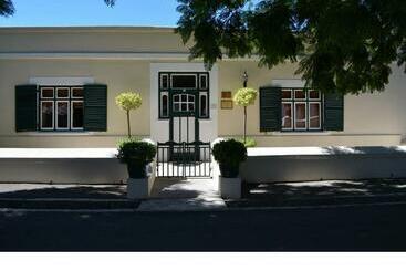 بنسيون Cypress Cottage