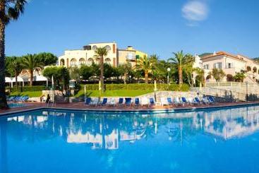 هتل آپارتمان Residence Pian Dei Boschi