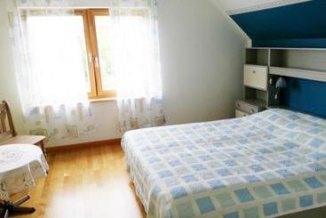 پانسیون Piibelehe Guest Accommodation