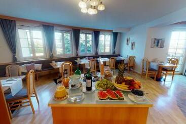 پانسیون Sonntagsberg Hof Familie Fiedler