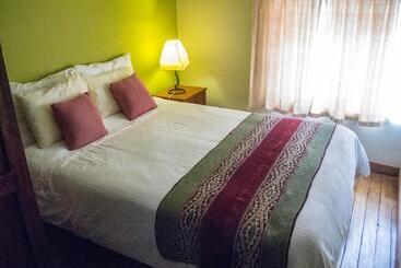 هاستل Pisac Inn