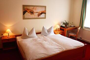 펜션 Landhotel Trakehnerhof