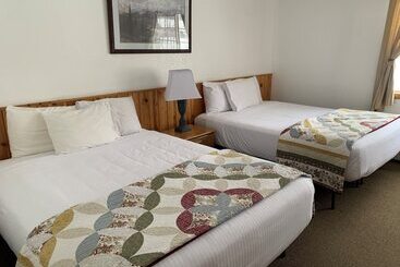 فندق صغير Swiss Alaska Inn