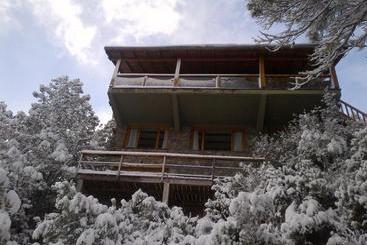 پانسیون Hostal Ayelen