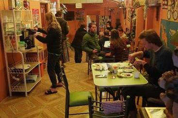 پانسیون Hostal Puerto Alegre