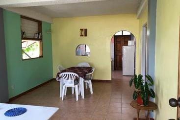 Joy S Apartment - Roseau