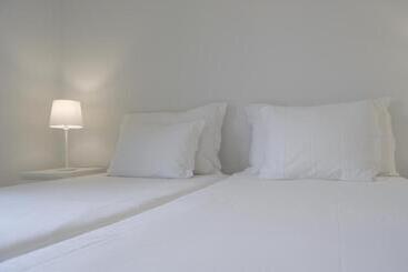 Apartamentos Turísticos Vitoria By Petit Hotels