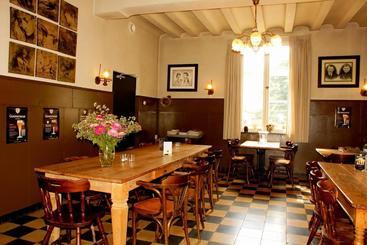 تختخواب و صبحانه Het Kapelhuis