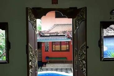 پانسیون Kubu Pilatus Inn
