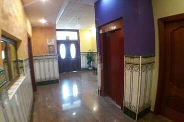 پانسیون Hostal Venecia Ii