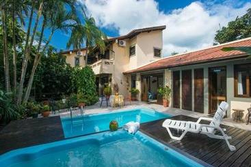 پانسیون Pousada Verde Natur