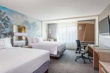فندق Courtyard By Marriott Long Island Islip/courthouse Complex