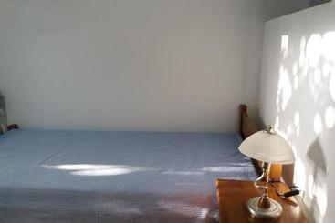 پانسیون Qeparo Antonio Rooms